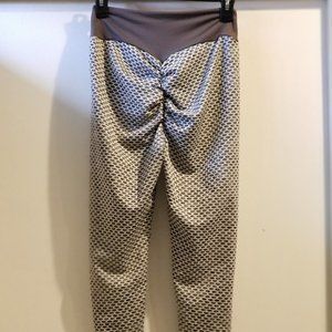 Womens Scrunch Butt Leggings Size M Grey